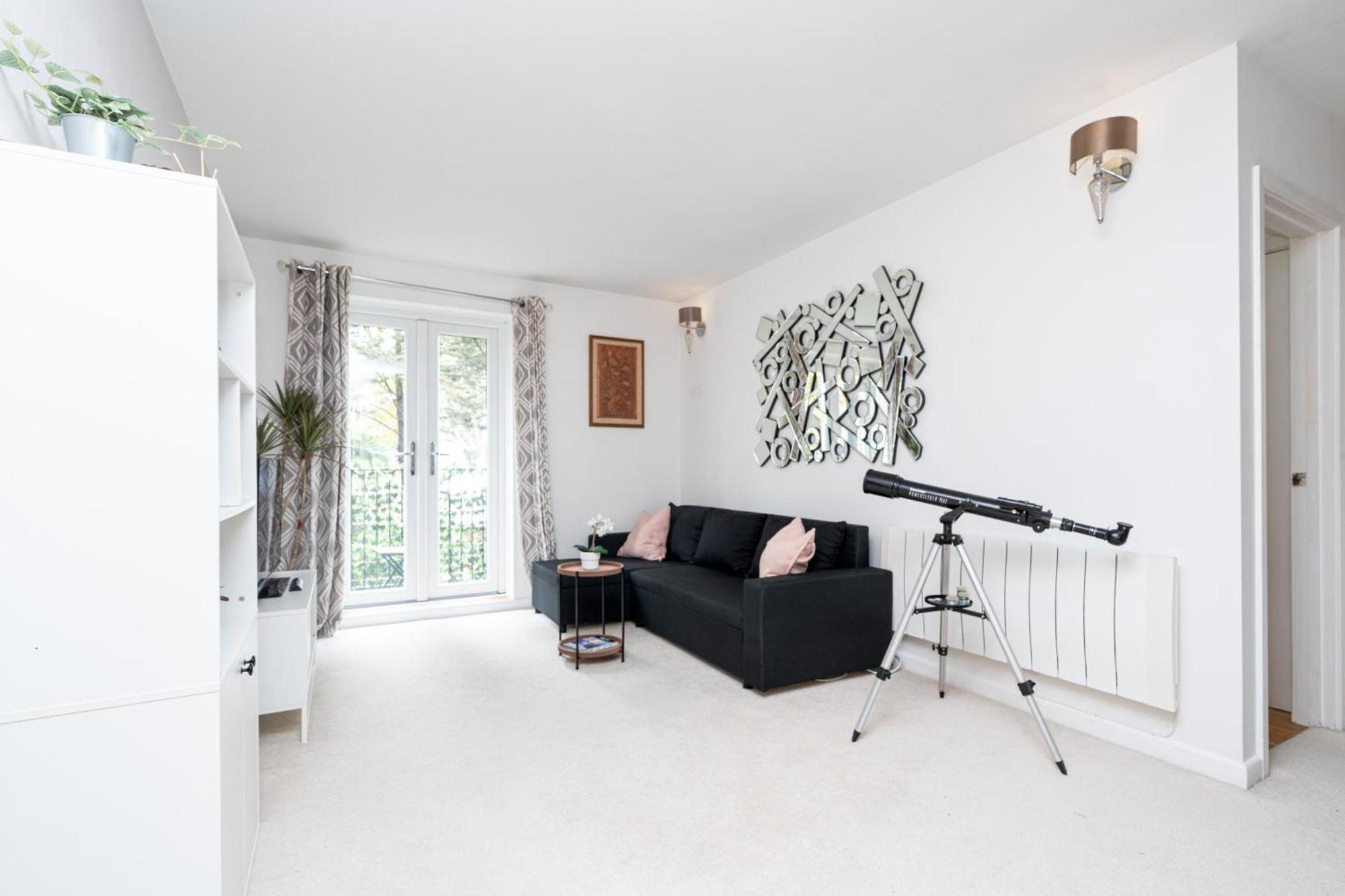 Apartment In Elephant & Castle With Parking Londra Exterior foto